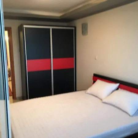 Apartamento Sat Vacanta *
